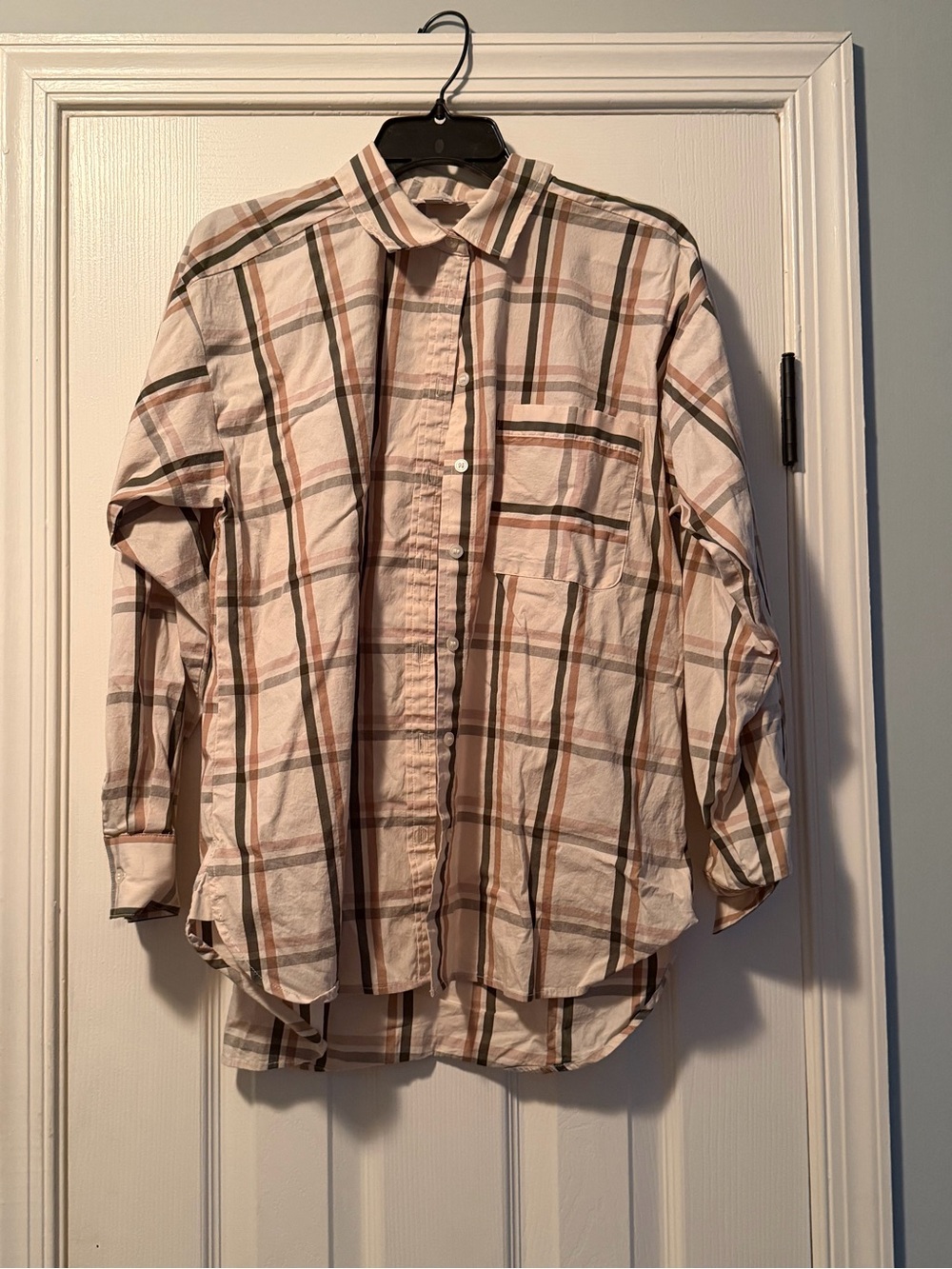 LOFT Casual Women’s Plaid Button-Up Shirt in Beige and Brown